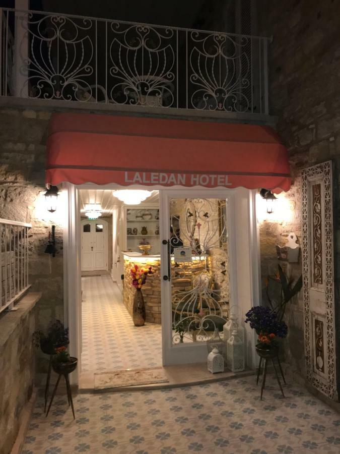 랄레단 부티크 호텔 Çeşme 외부 사진